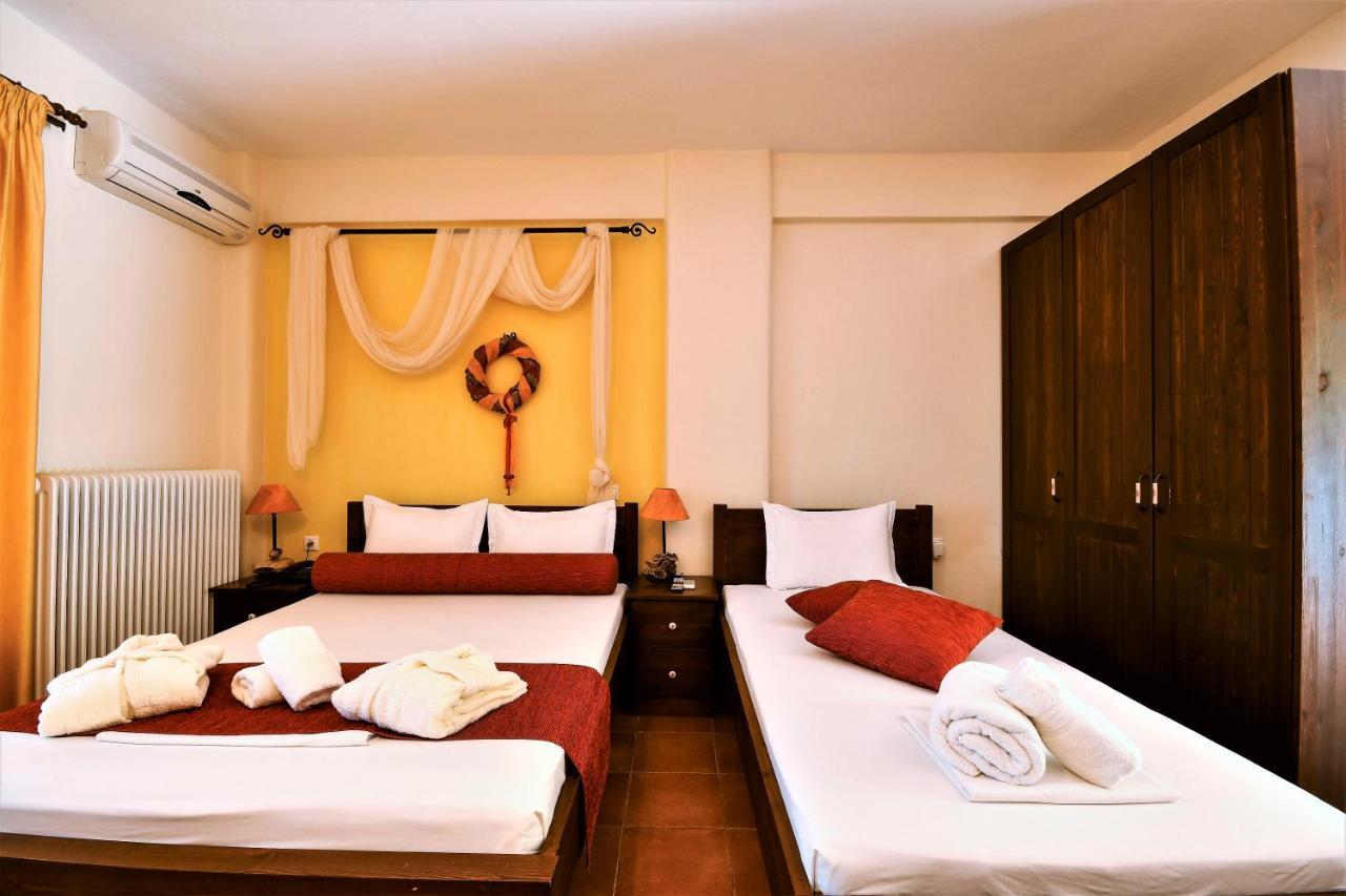 Skíti Guesthouse Amanitis Caesarea מראה חיצוני תמונה