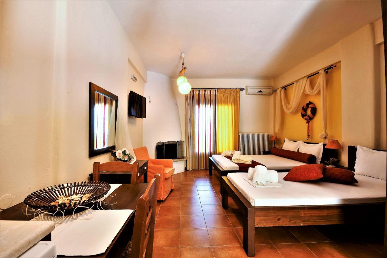 Skíti Guesthouse Amanitis Caesarea מראה חיצוני תמונה