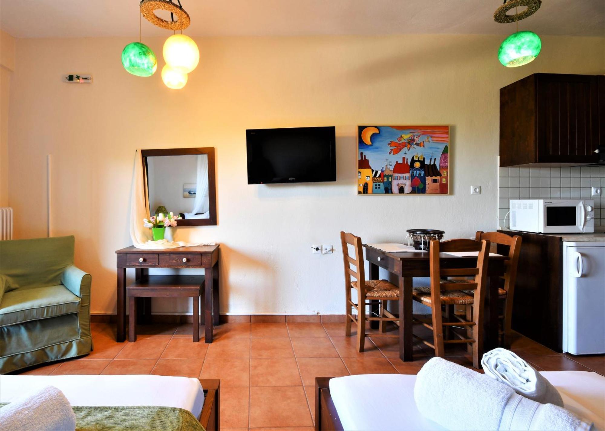 Skíti Guesthouse Amanitis Caesarea מראה חיצוני תמונה