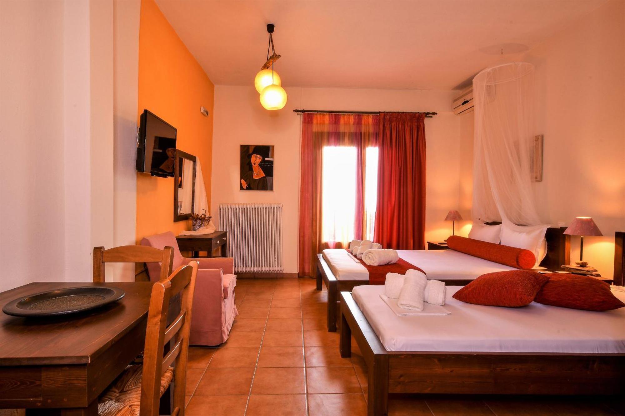 Skíti Guesthouse Amanitis Caesarea מראה חיצוני תמונה
