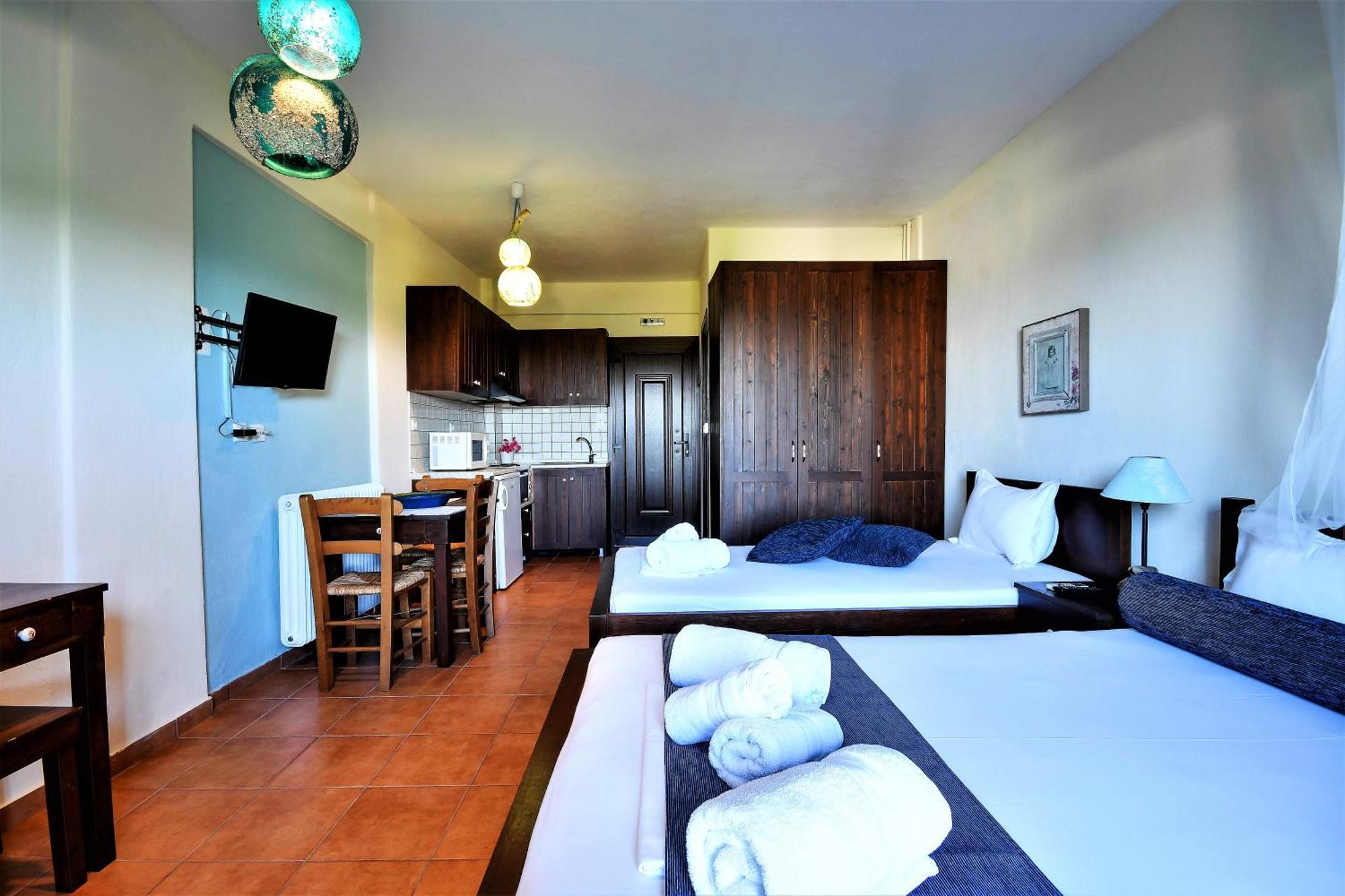Skíti Guesthouse Amanitis Caesarea מראה חיצוני תמונה