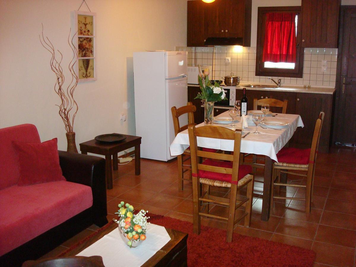 Skíti Guesthouse Amanitis Caesarea מראה חיצוני תמונה