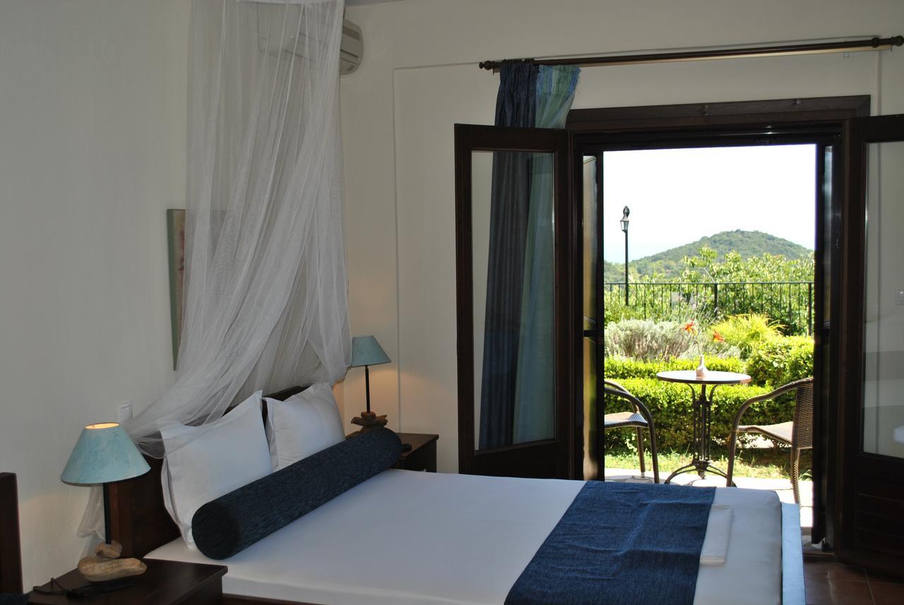 Skíti Guesthouse Amanitis Caesarea מראה חיצוני תמונה