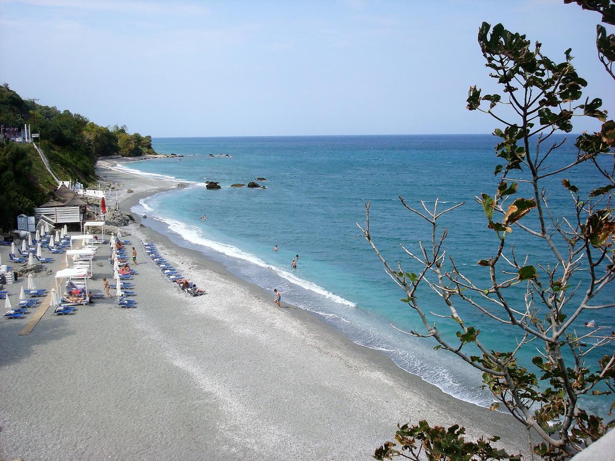 Skíti Guesthouse Amanitis Caesarea מראה חיצוני תמונה